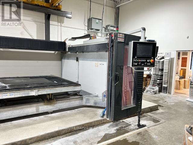 N12233007 Property Photo 6