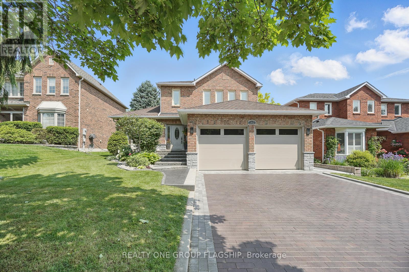 140 Heathwood Heights Drive Property Photo 1
