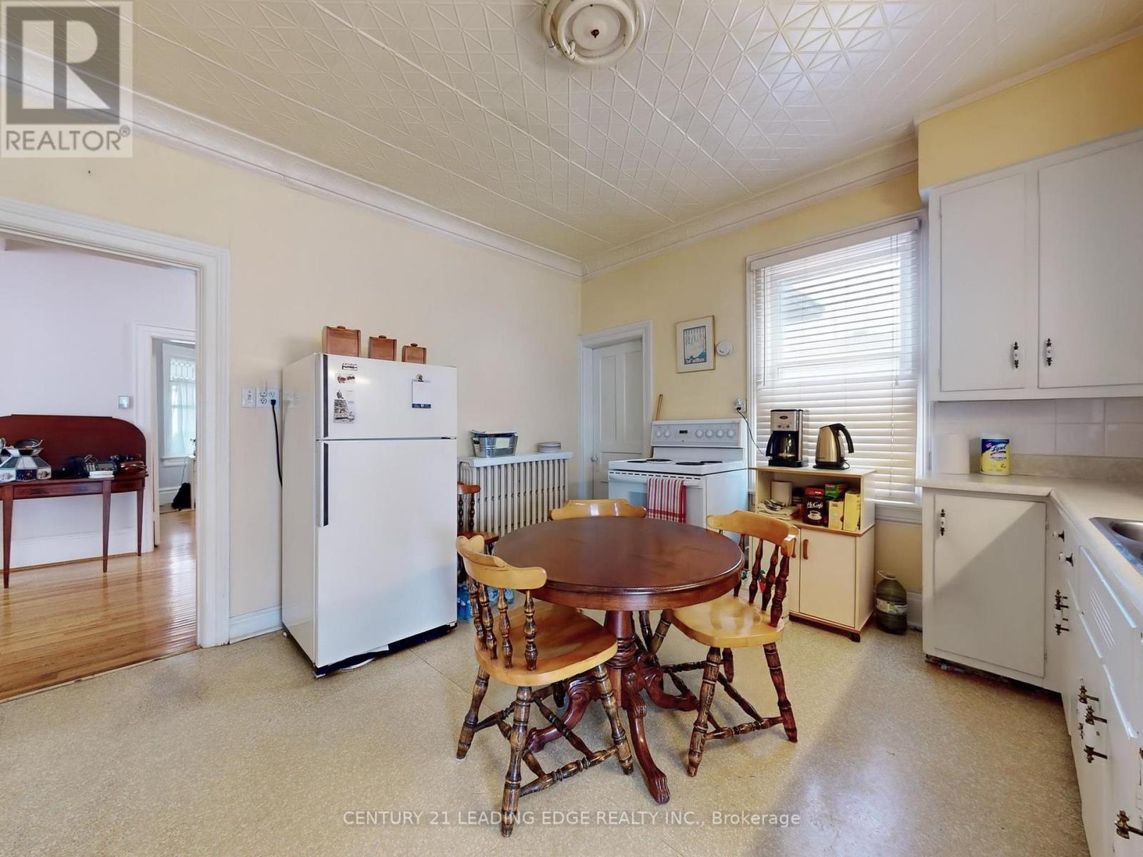 261 Main Street Property Photo 7