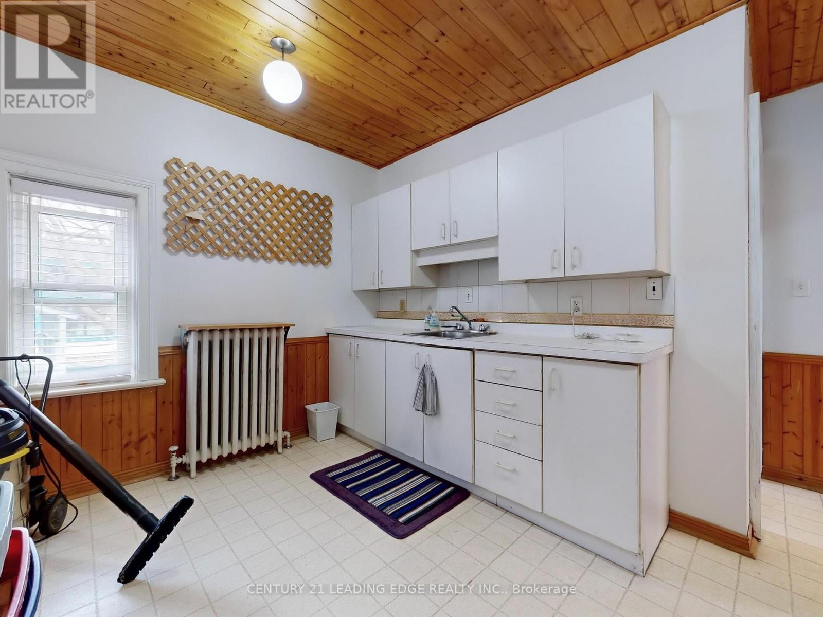 261 Main Street Property Photo 14