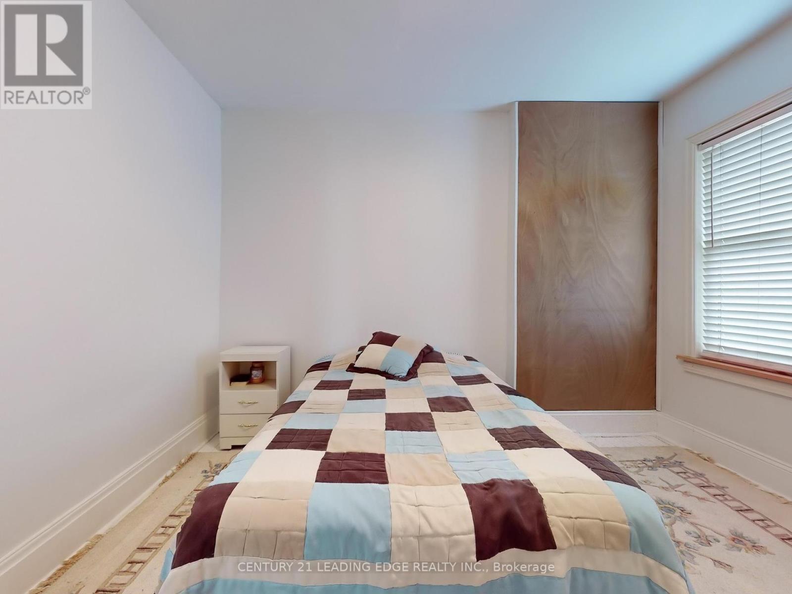 261 Main Street Property Photo 16