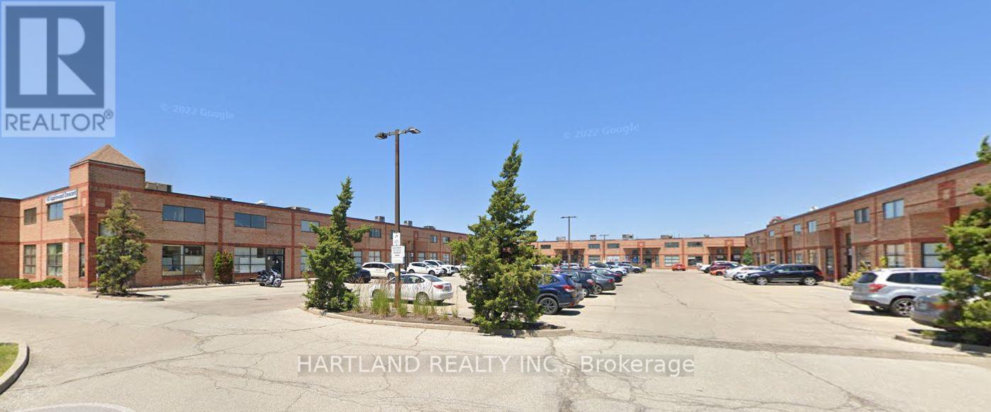 5 2ND FLOOR - 160 APPLEWOOD CRESCENT Property Photo 1