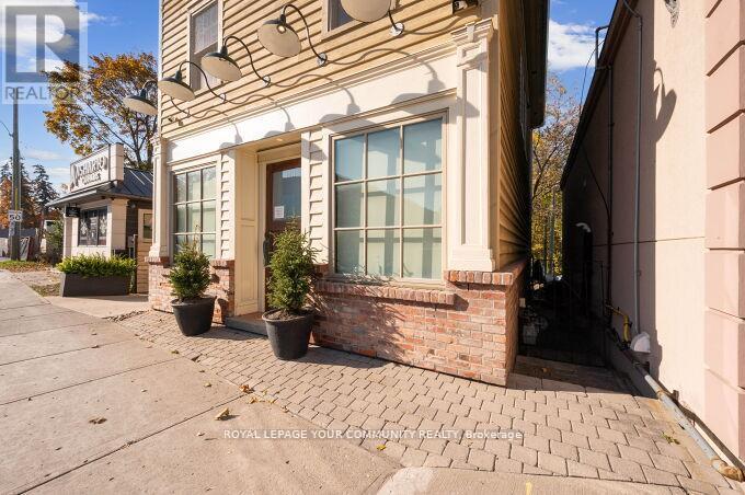 15120 Yonge Street Property Photo 3