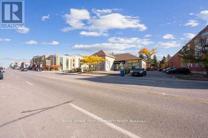 15120 Yonge Street Property Photo 39
