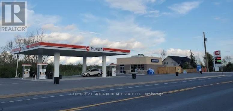 16605 Highway 12 Property Photo 1
