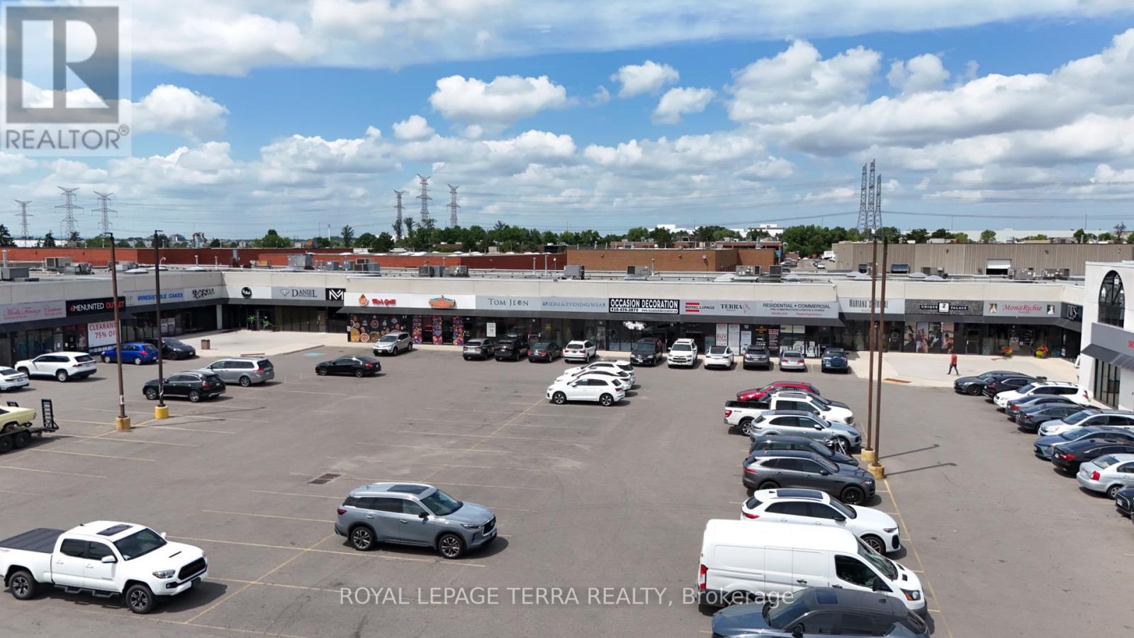11 & 12 - 4040 Steeles Avenue W Property Photo 27