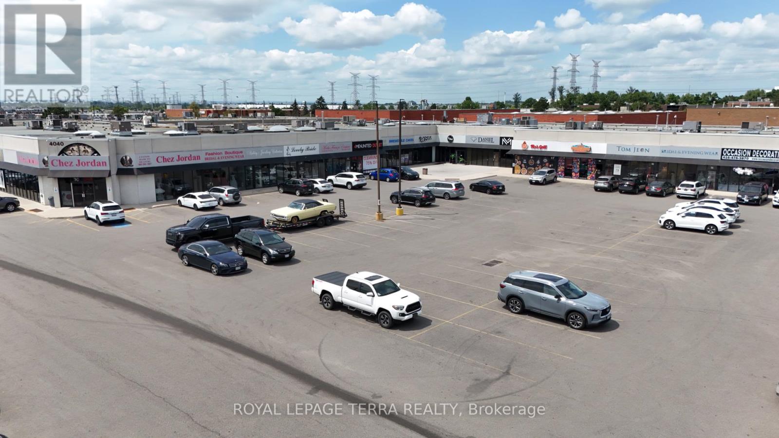 11 & 12 - 4040 Steeles Avenue W Property Photo 29