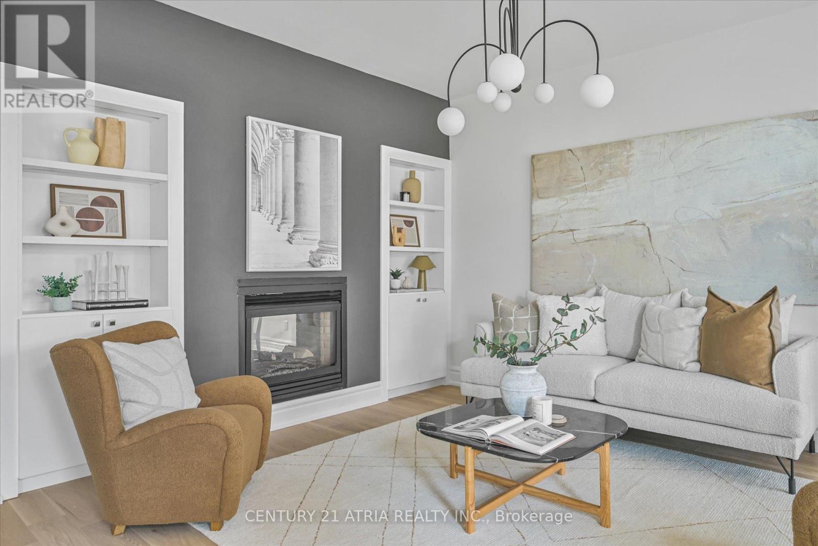 5 Angus Glen Boulevard Property Photo 1