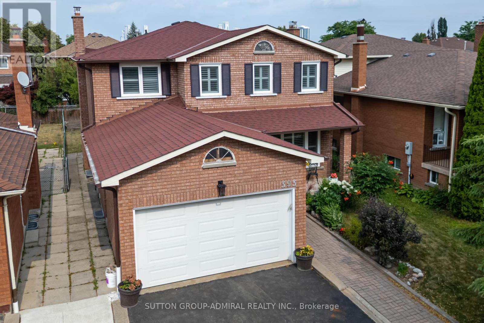 393 Aberdeen Avenue Property Photo 1