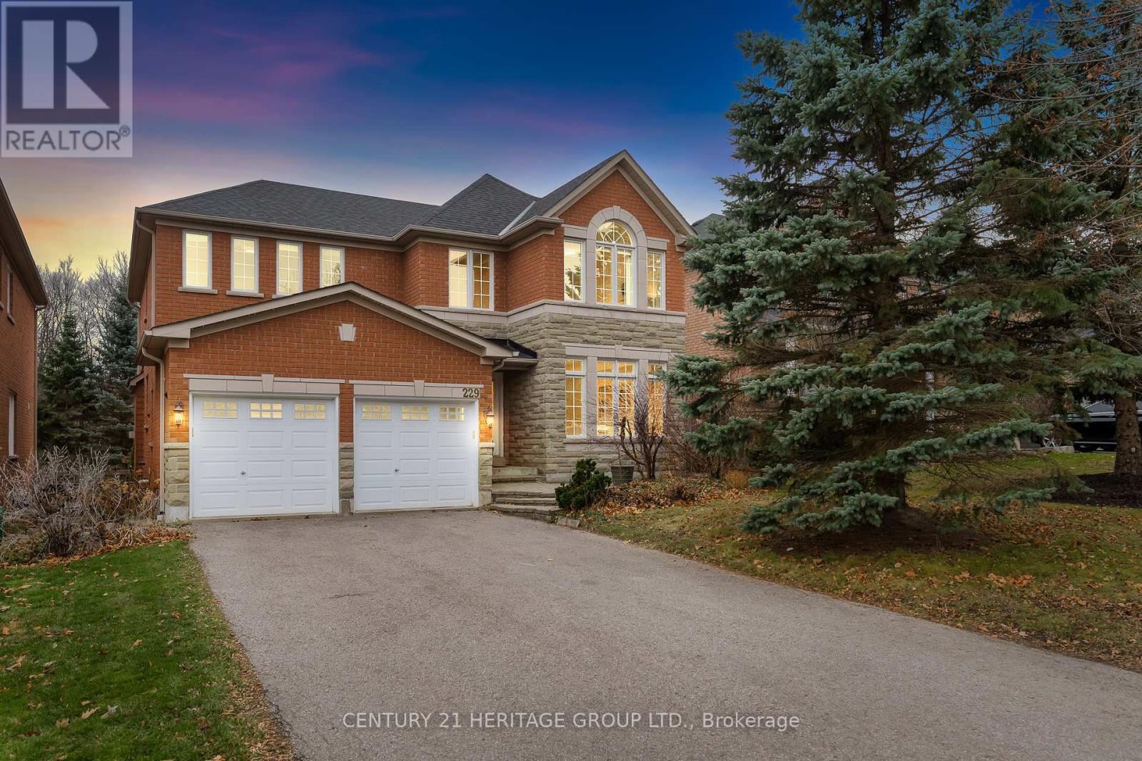 229 Willis Drive Property Photo 1