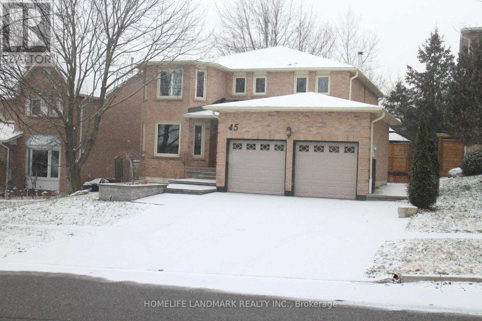 45 Autumn Way E Property Photo 1
