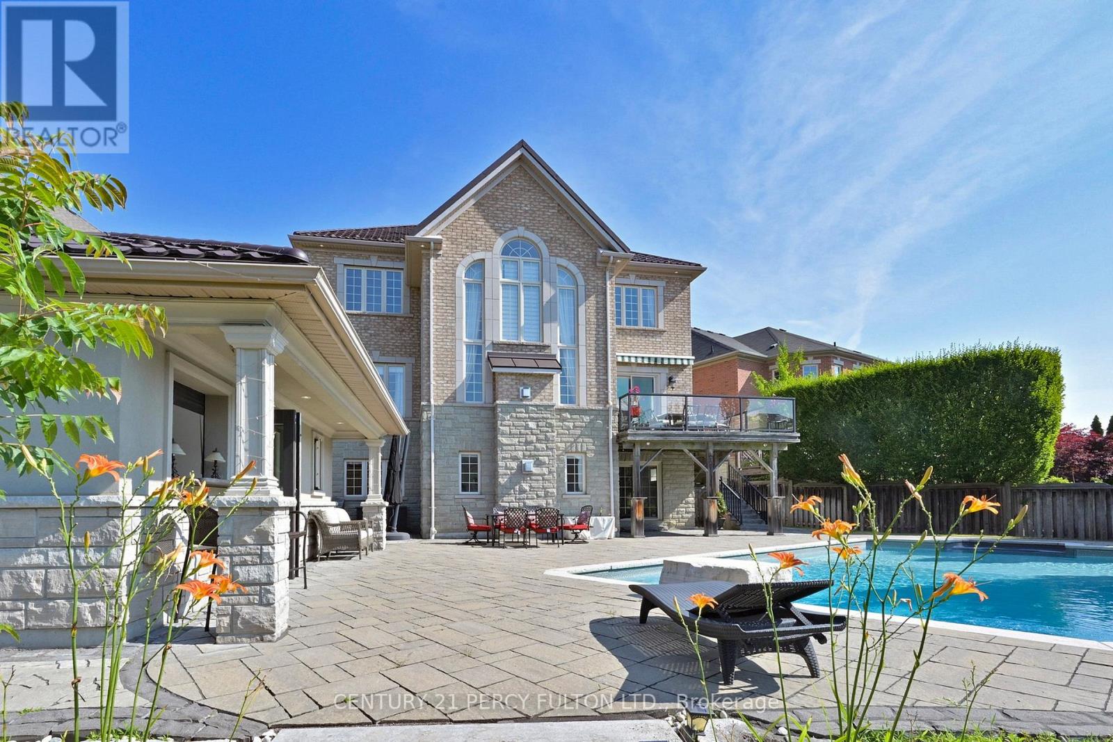 19 Sir Giancarlo Court Property Photo 4