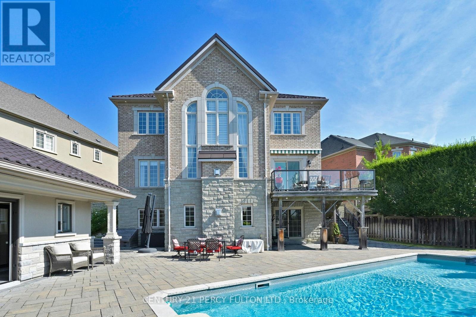 19 Sir Giancarlo Court Property Photo 7