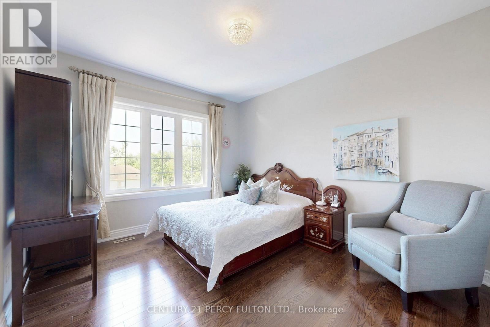 19 Sir Giancarlo Court Property Photo 26