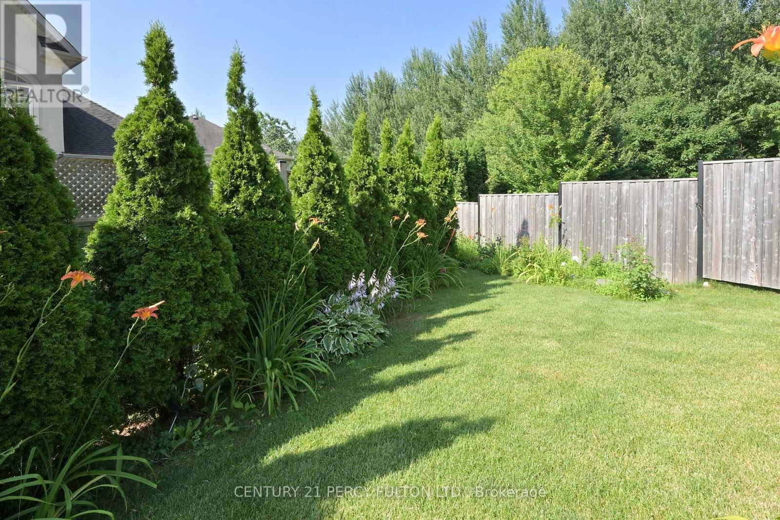 19 Sir Giancarlo Court Property Photo 40