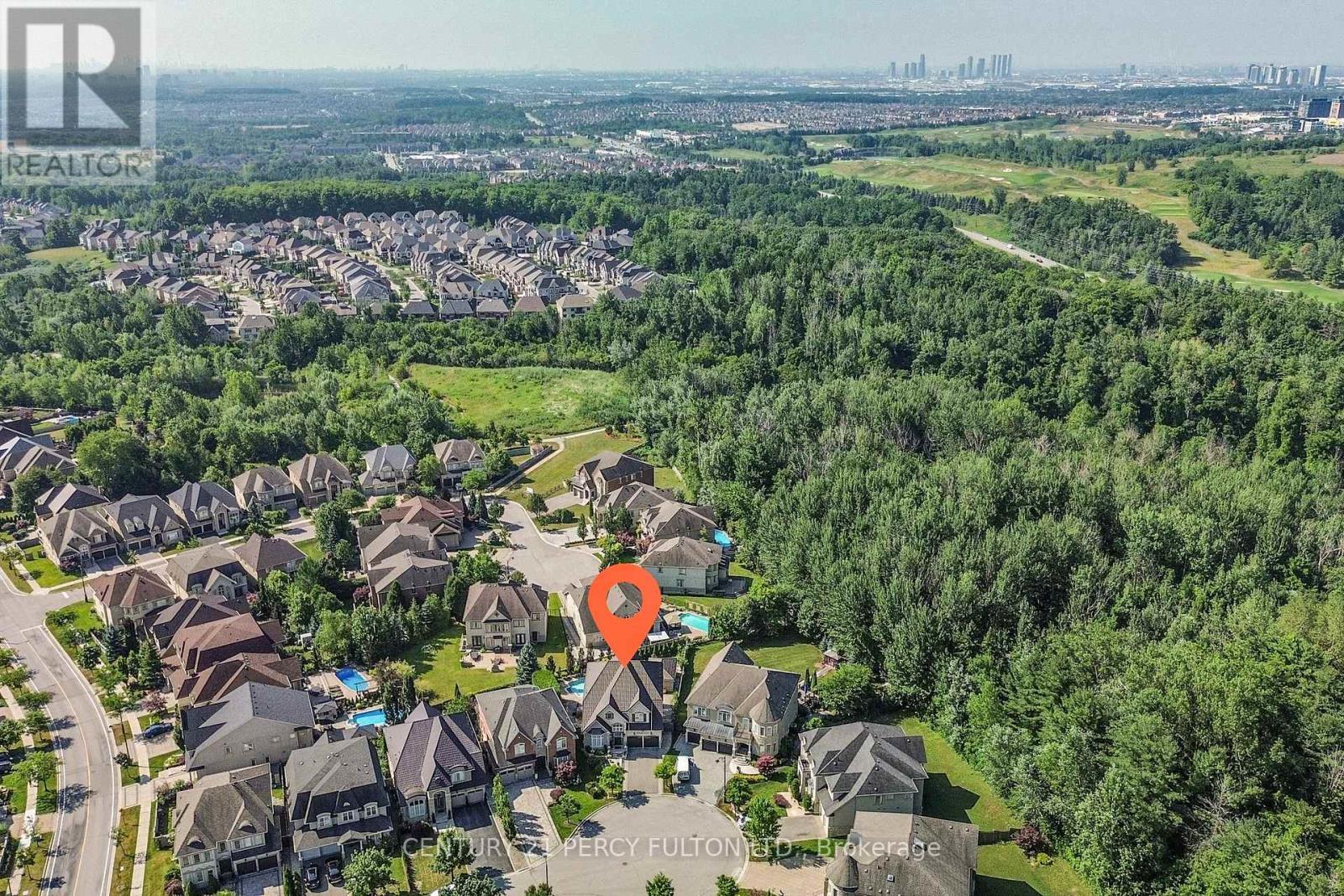 19 Sir Giancarlo Court Property Photo 44