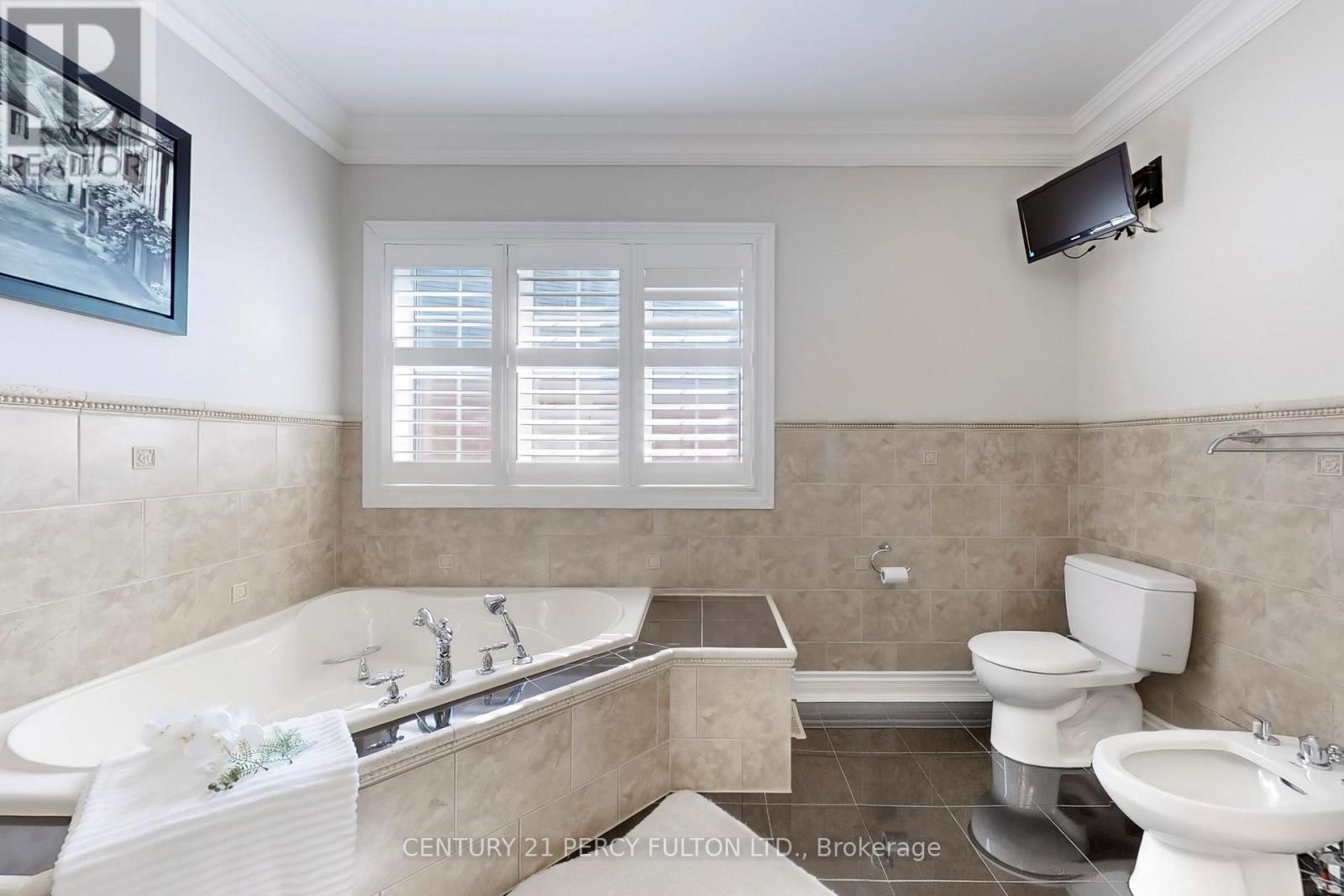 19 Sir Giancarlo Court Property Photo 48