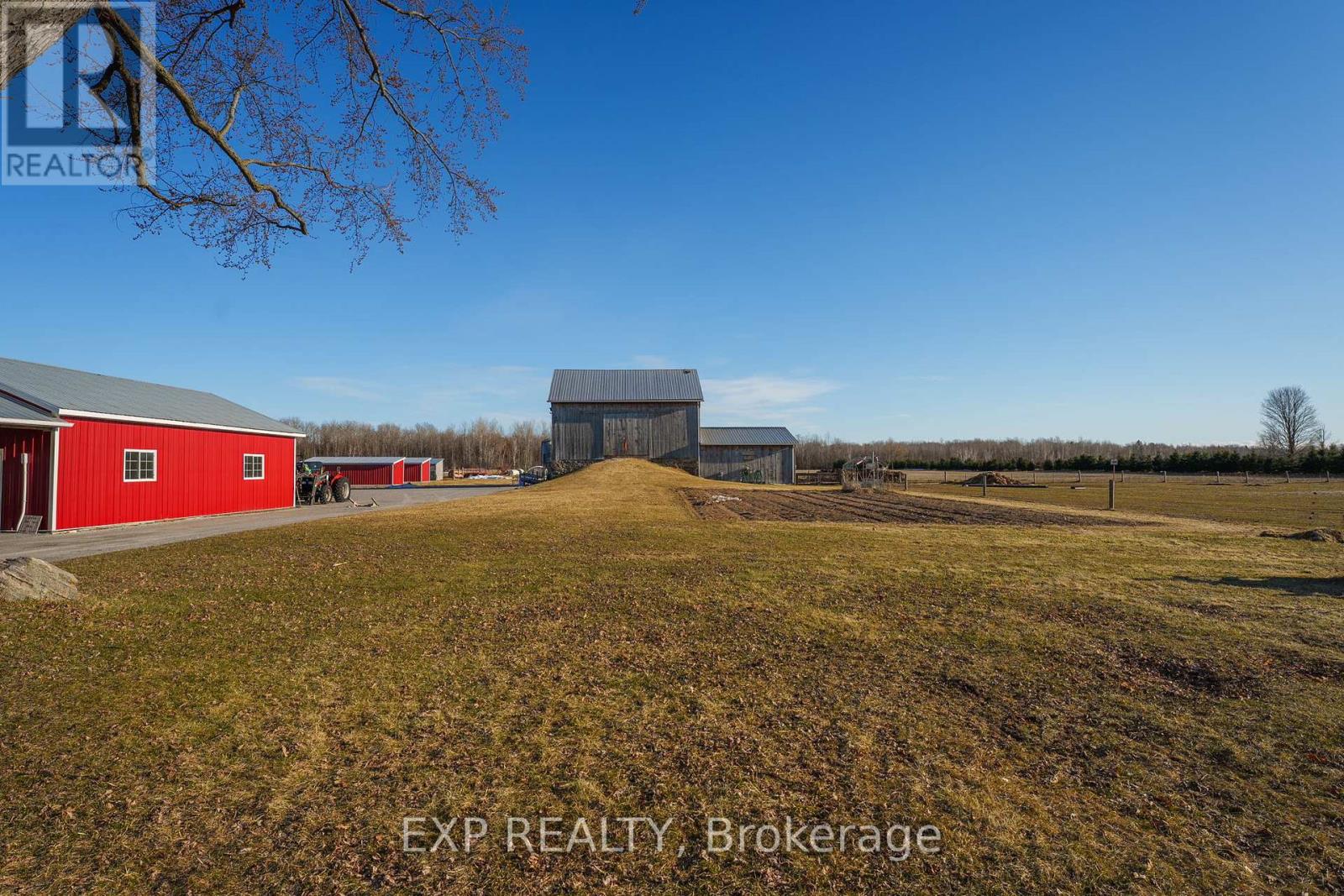 8923 Morning Glory Road Property Photo 5
