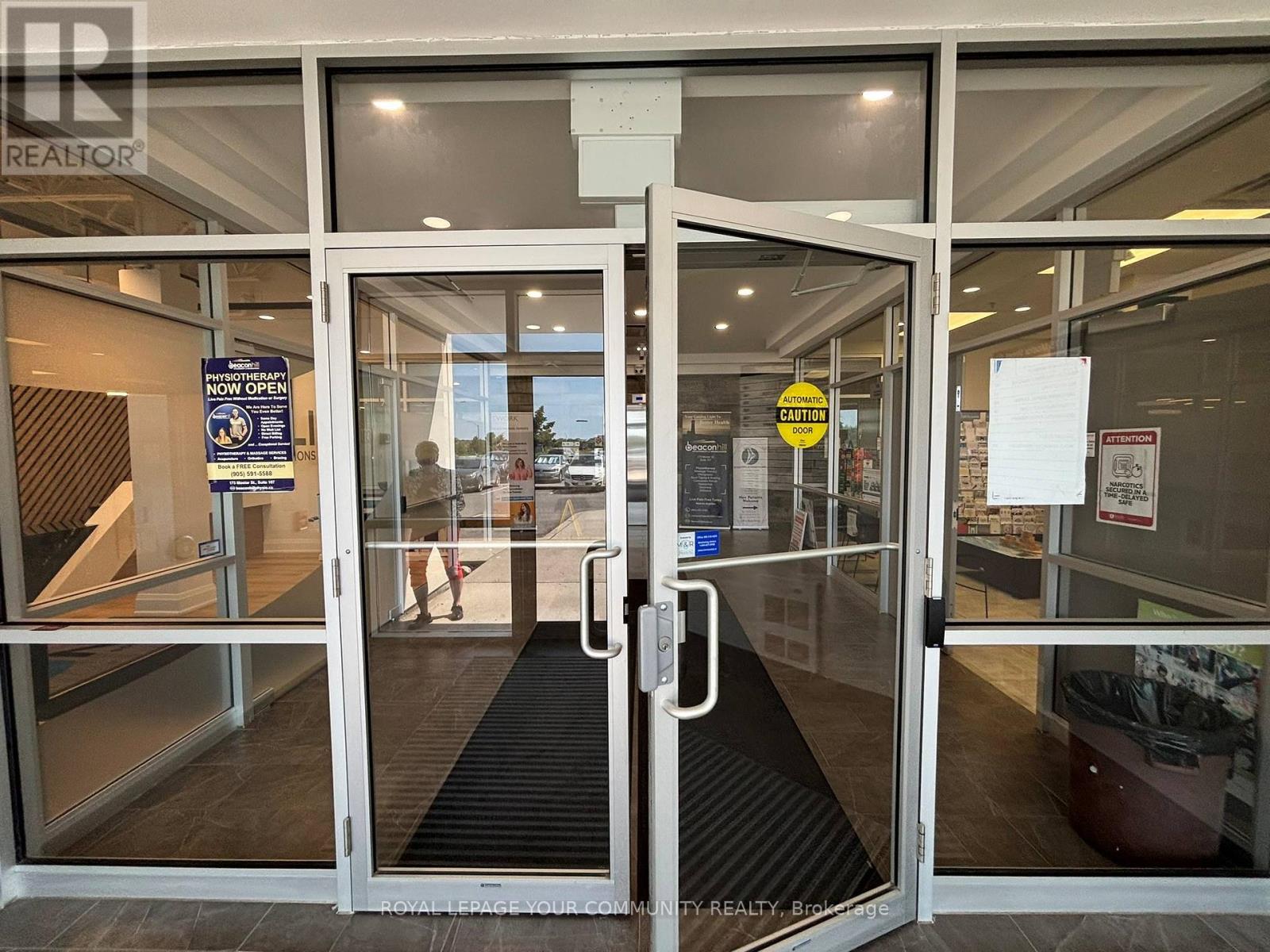 200 C - 175 Mostar Street Property Photo 3