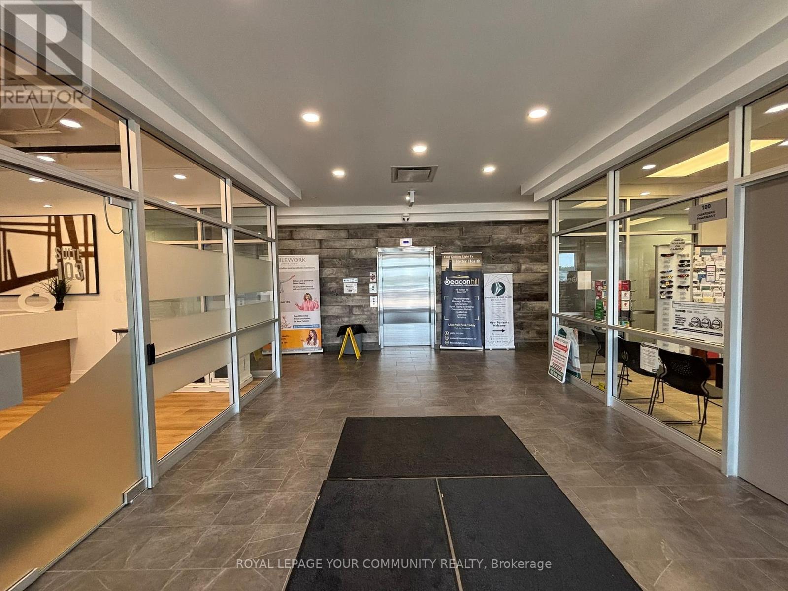 200 C - 175 Mostar Street Property Photo 4