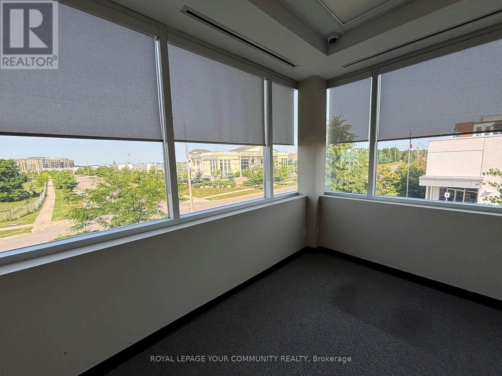 200 C - 175 Mostar Street Property Photo 8