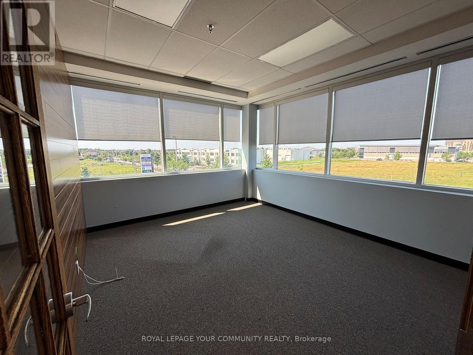 200 C - 175 Mostar Street Property Photo 11