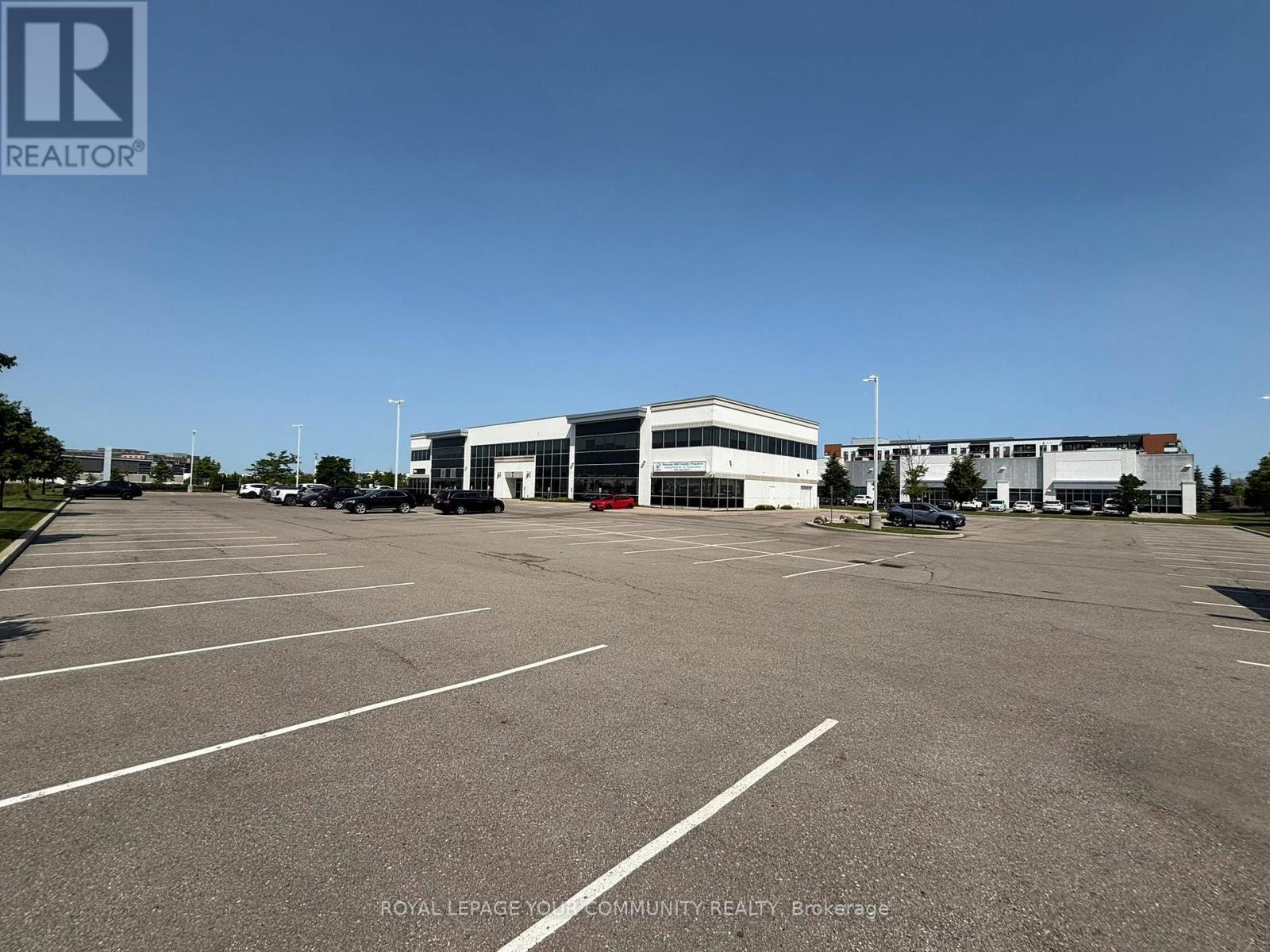 200 C - 175 Mostar Street Property Photo 21