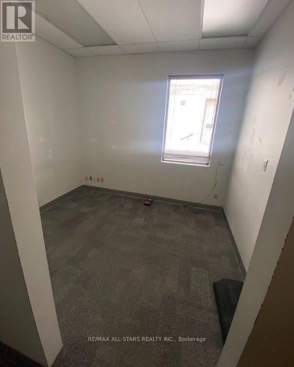 10 Cameron Street W Property Photo 5