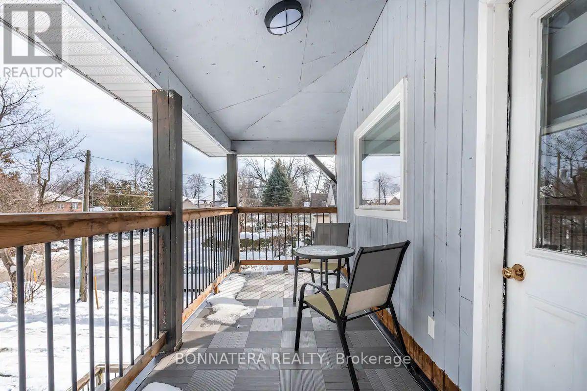 687 Innisfil Beach Road Property Photo 12