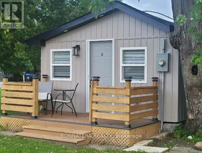 687 Innisfil Beach Road Property Photo 17