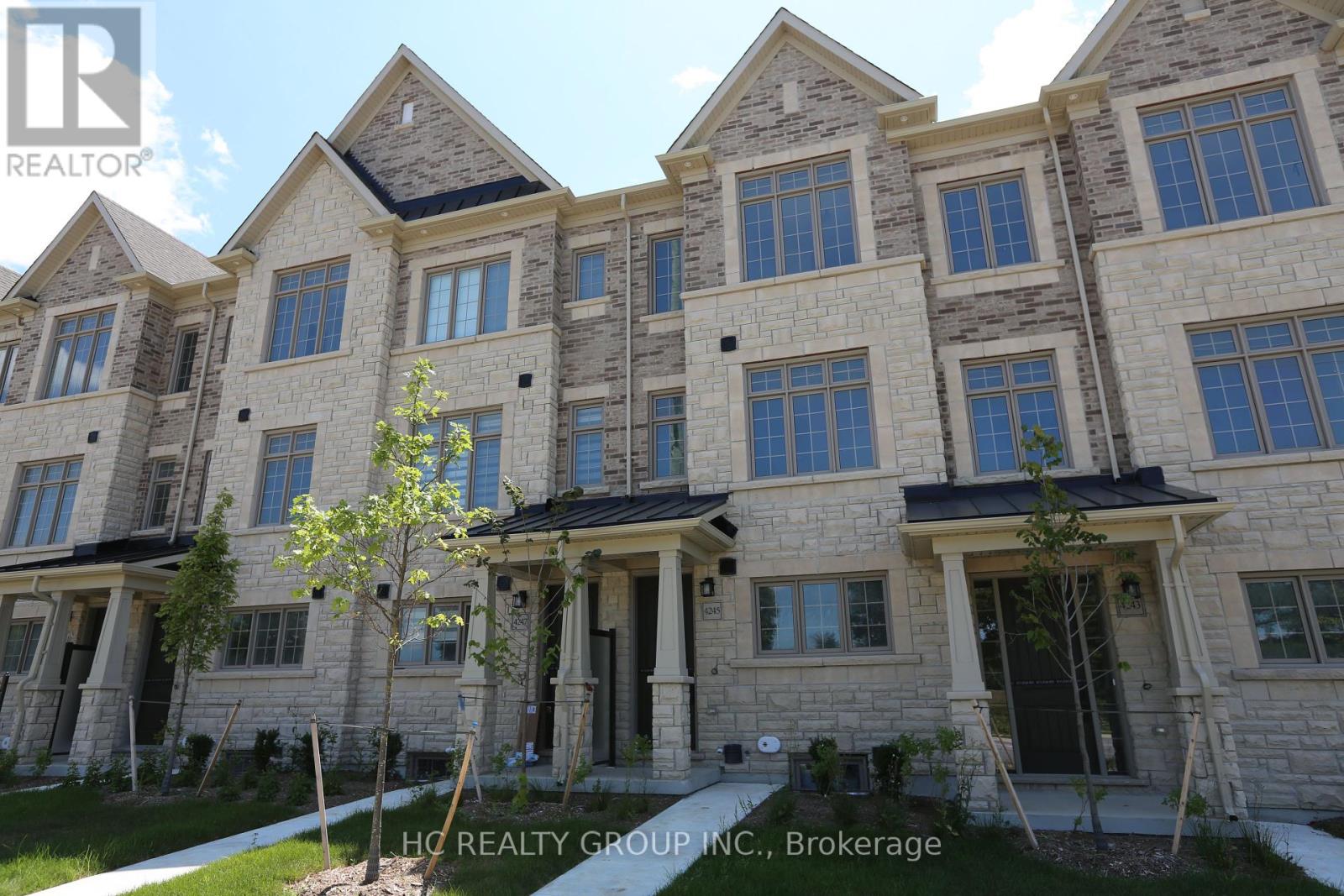 4245 Major Mackenzie Drive E Property Photo 1
