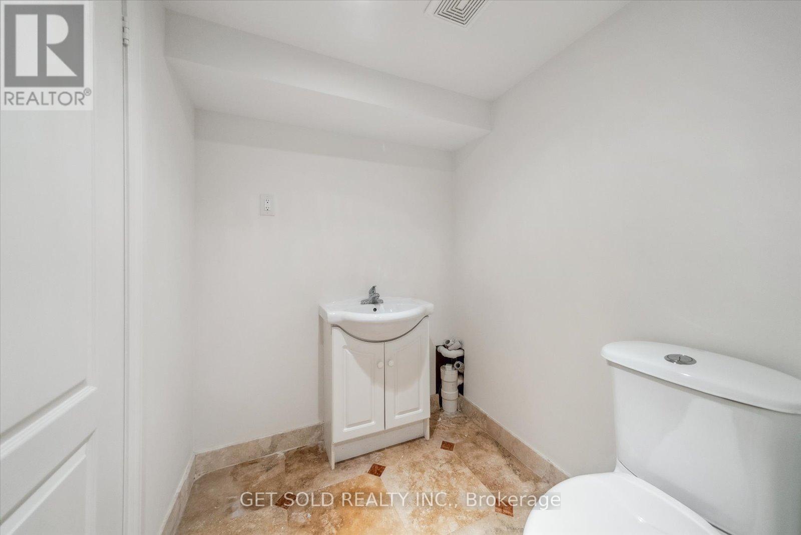27 Edenbridge Drive Property Photo 41
