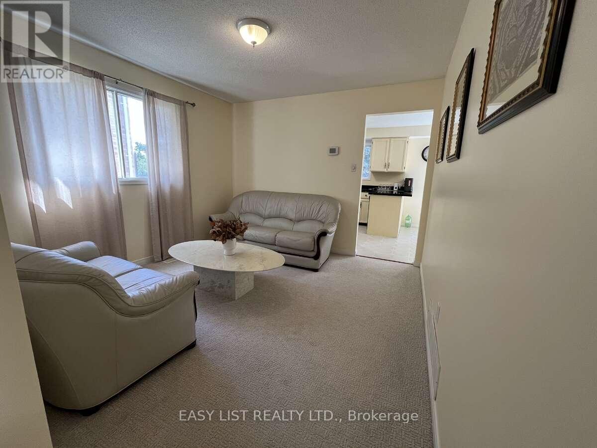 102 Burwell Crescent Property Photo 13