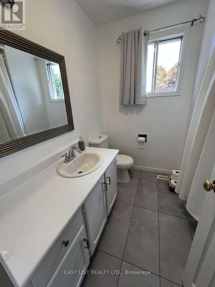 102 Burwell Crescent Property Photo 21