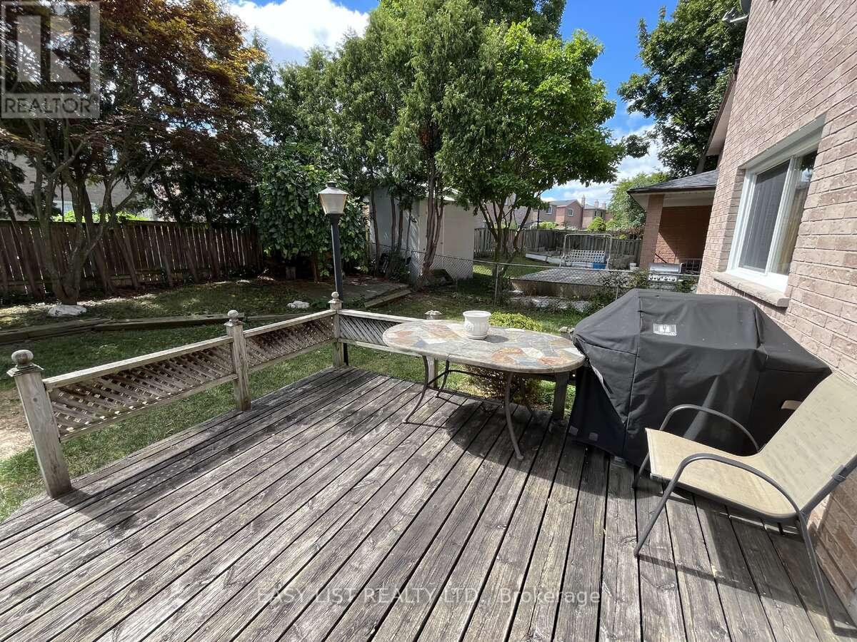 102 Burwell Crescent Property Photo 26