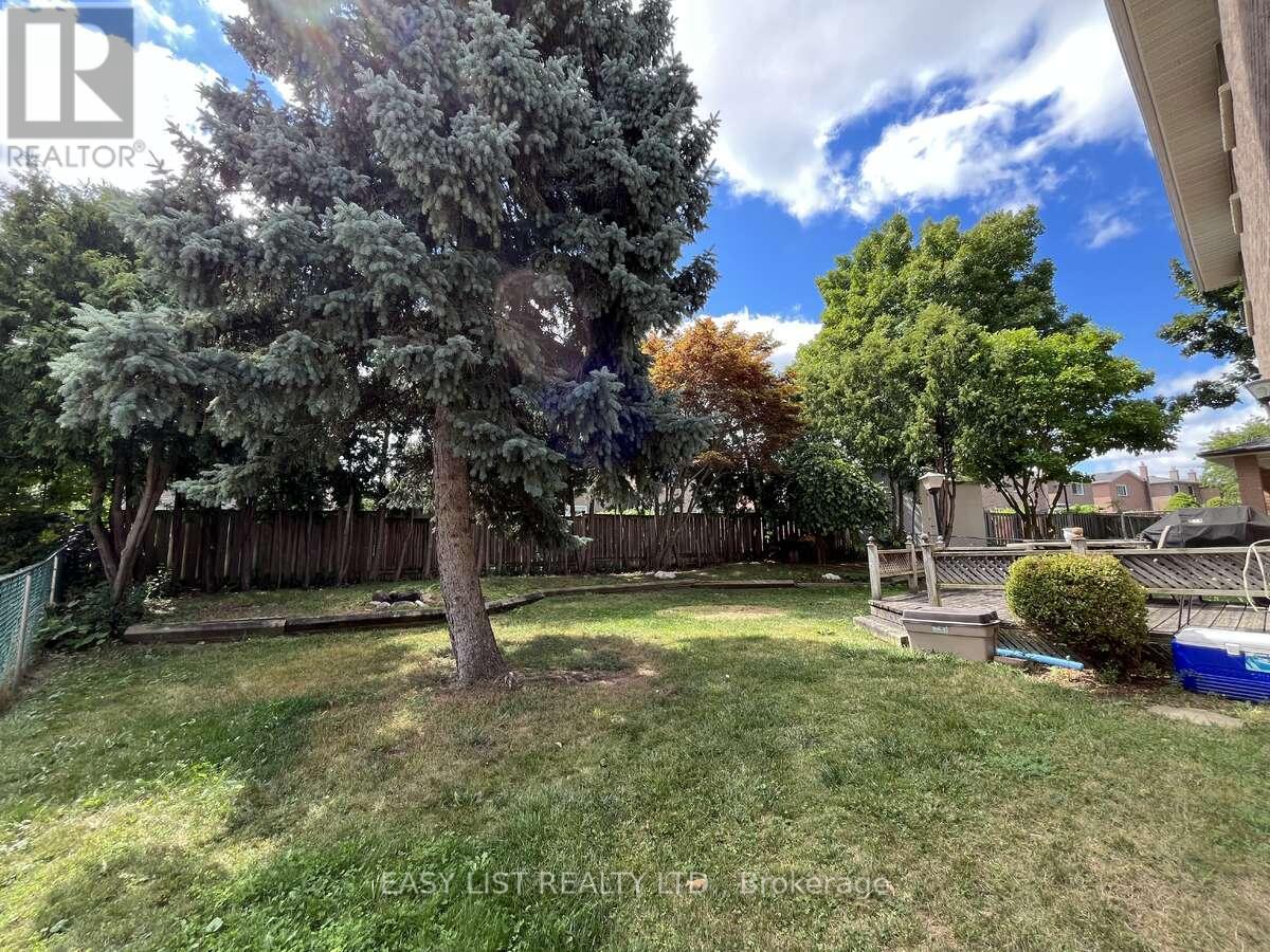 102 Burwell Crescent Property Photo 28