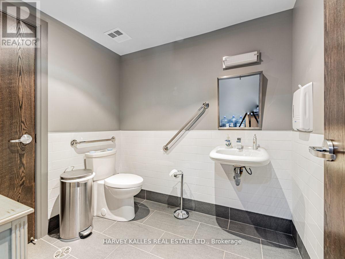 80 Centre Street Property Photo 22