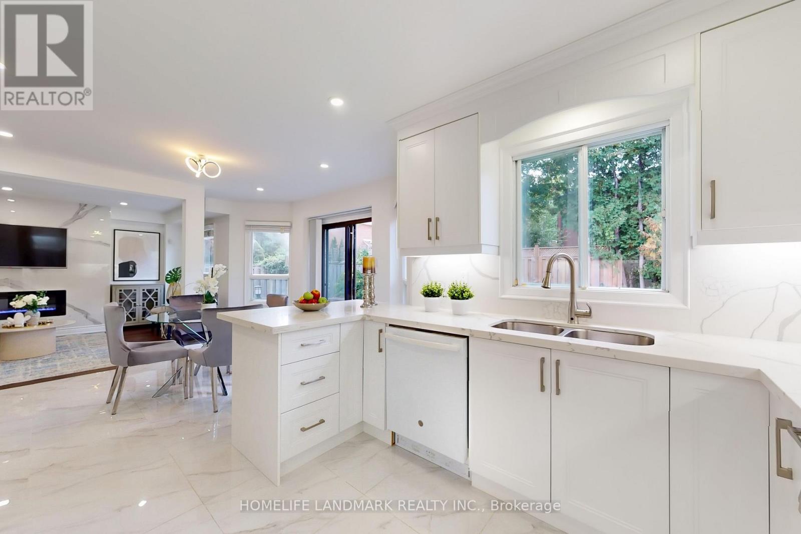 65 Rosemount Avenue Property Photo 17