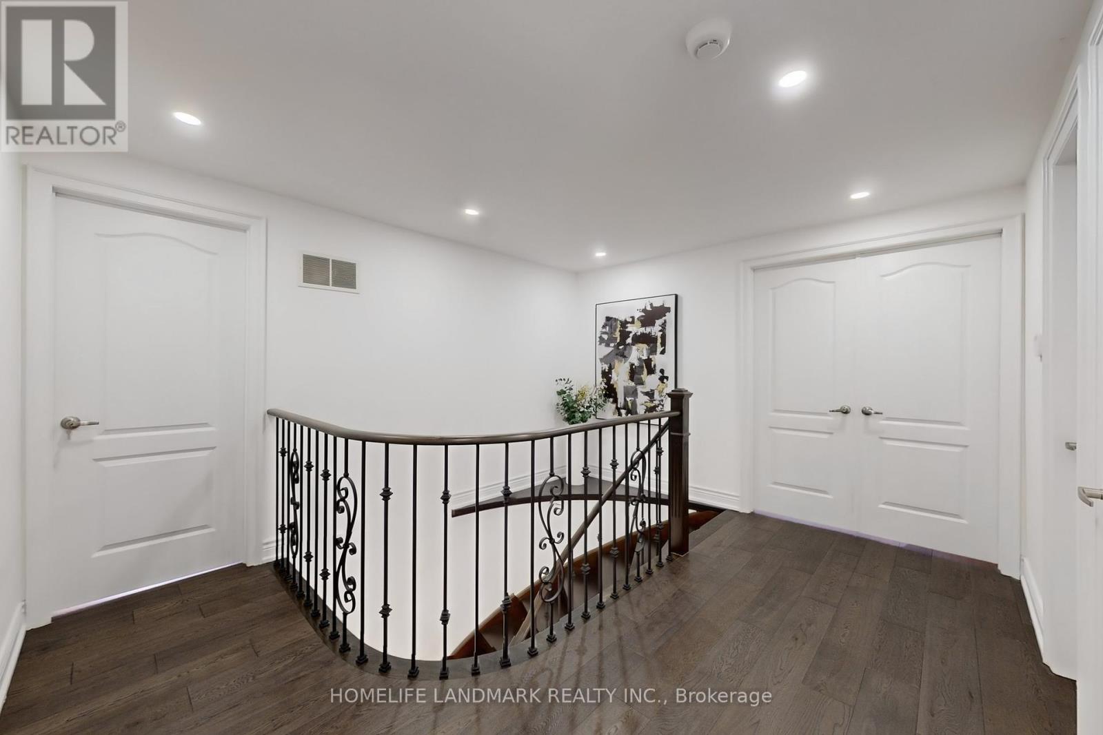 65 Rosemount Avenue Property Photo 22