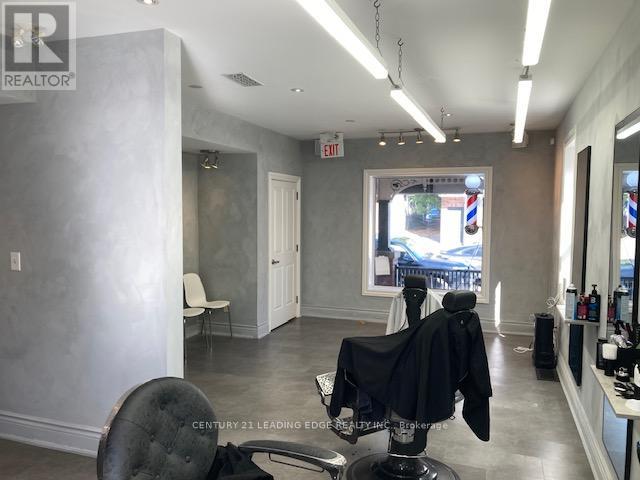 6391 Main Street Property Photo 3