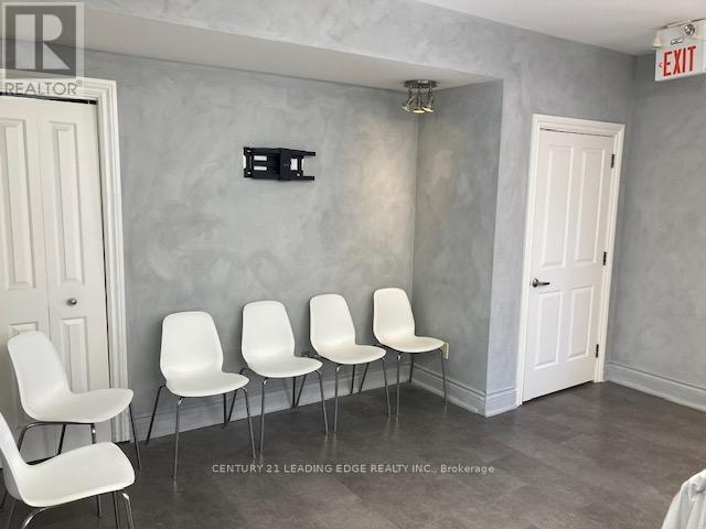 6391 Main Street Property Photo 6