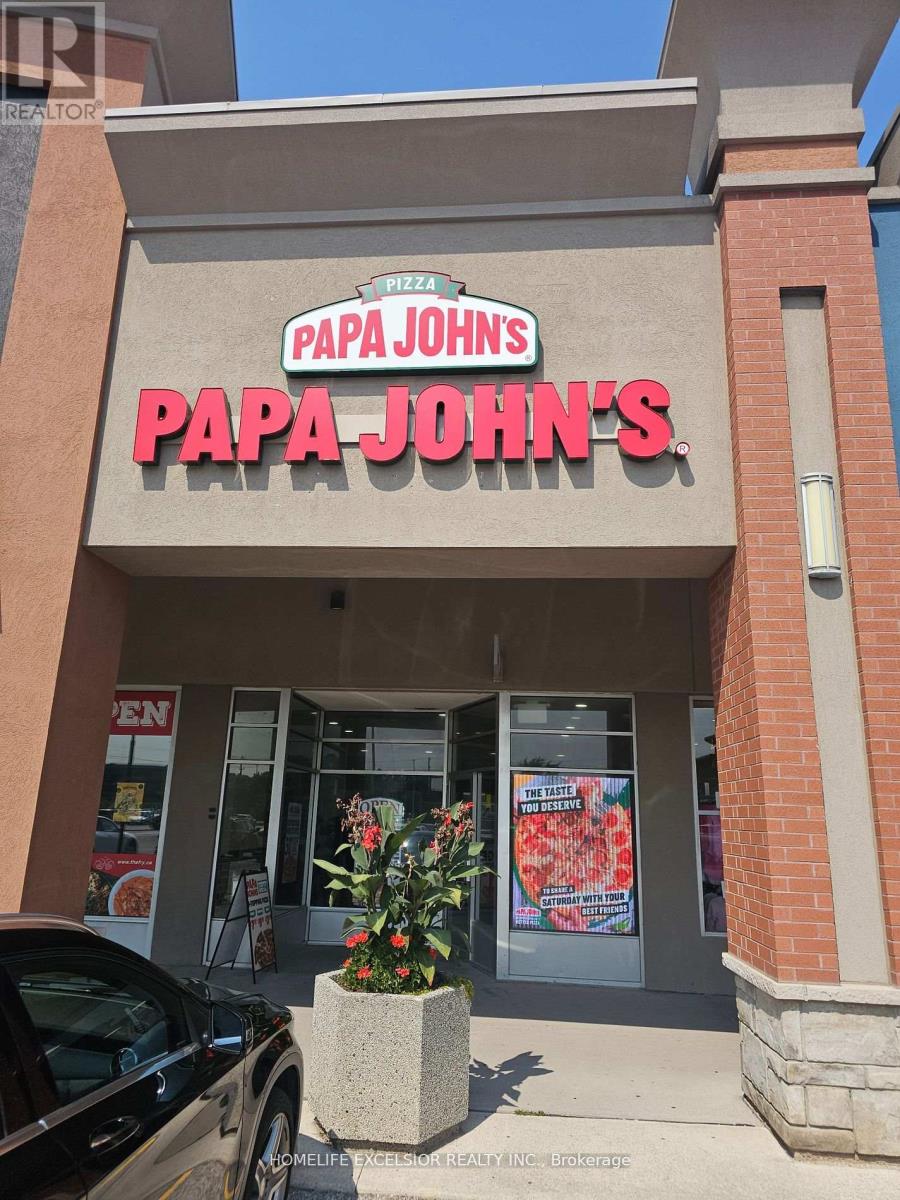 110 - 14800 YONGE STREET S