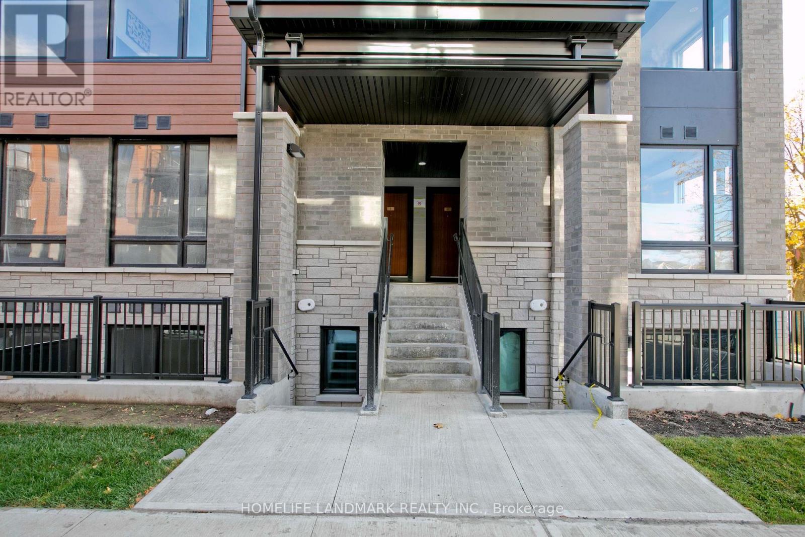 117 Marydale Street #3 Property Photo 3