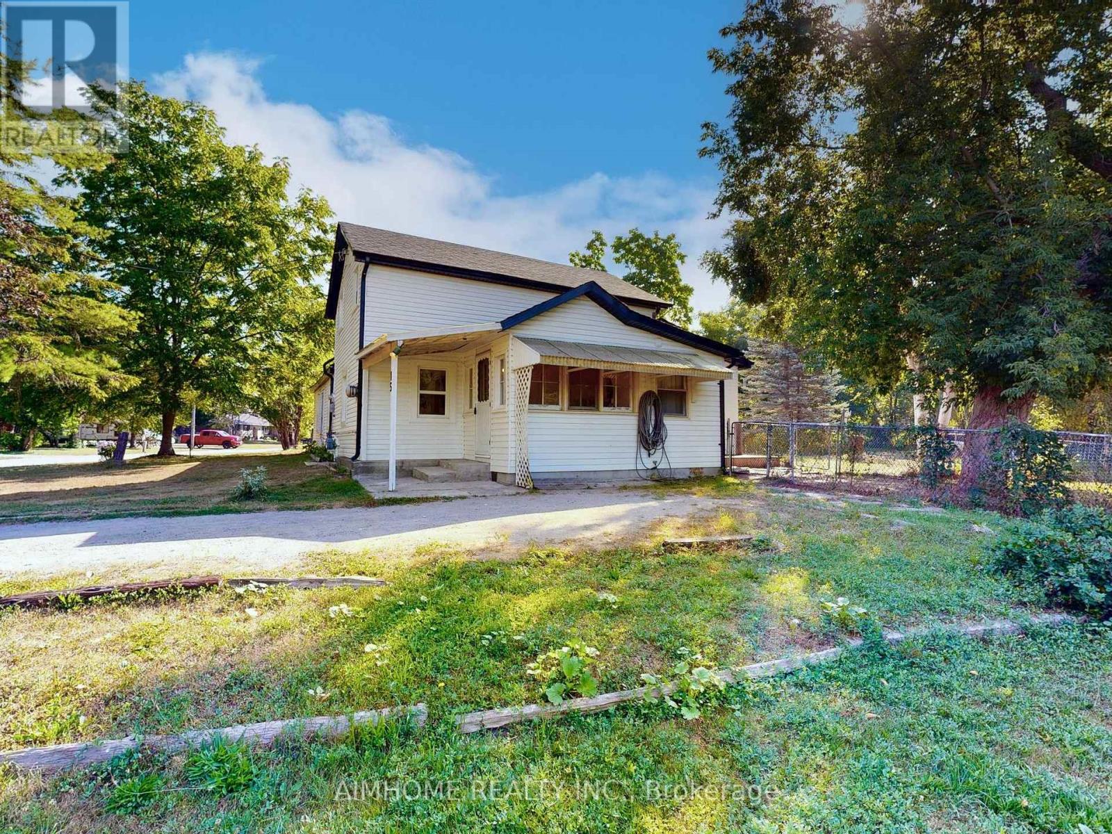 15 Main Street Property Photo 4