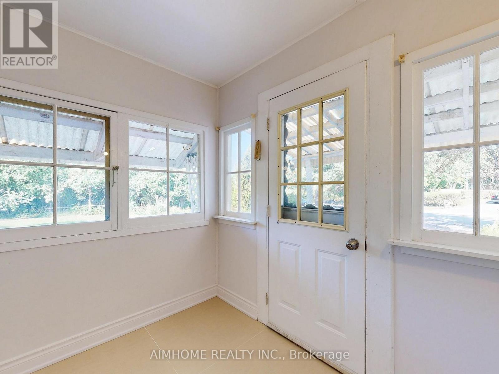 15 Main Street Property Photo 6