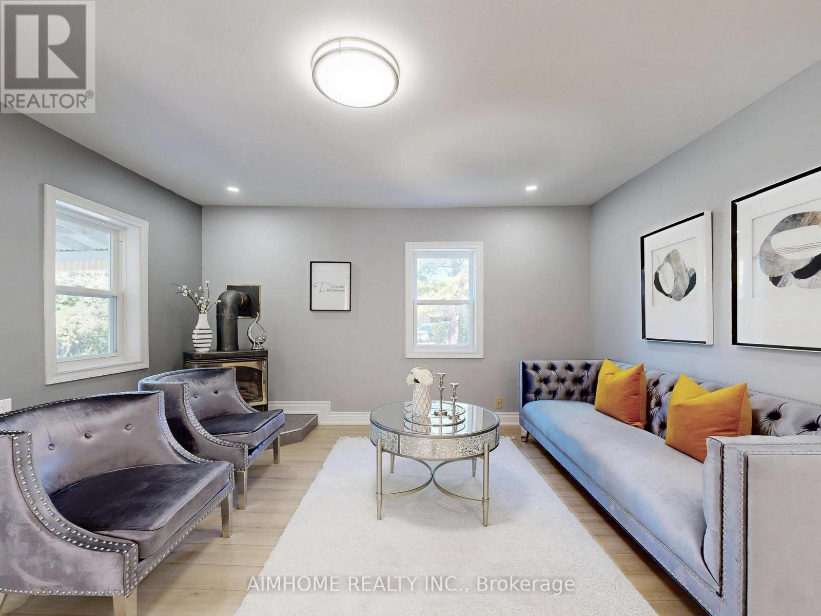 15 Main Street Property Photo 8