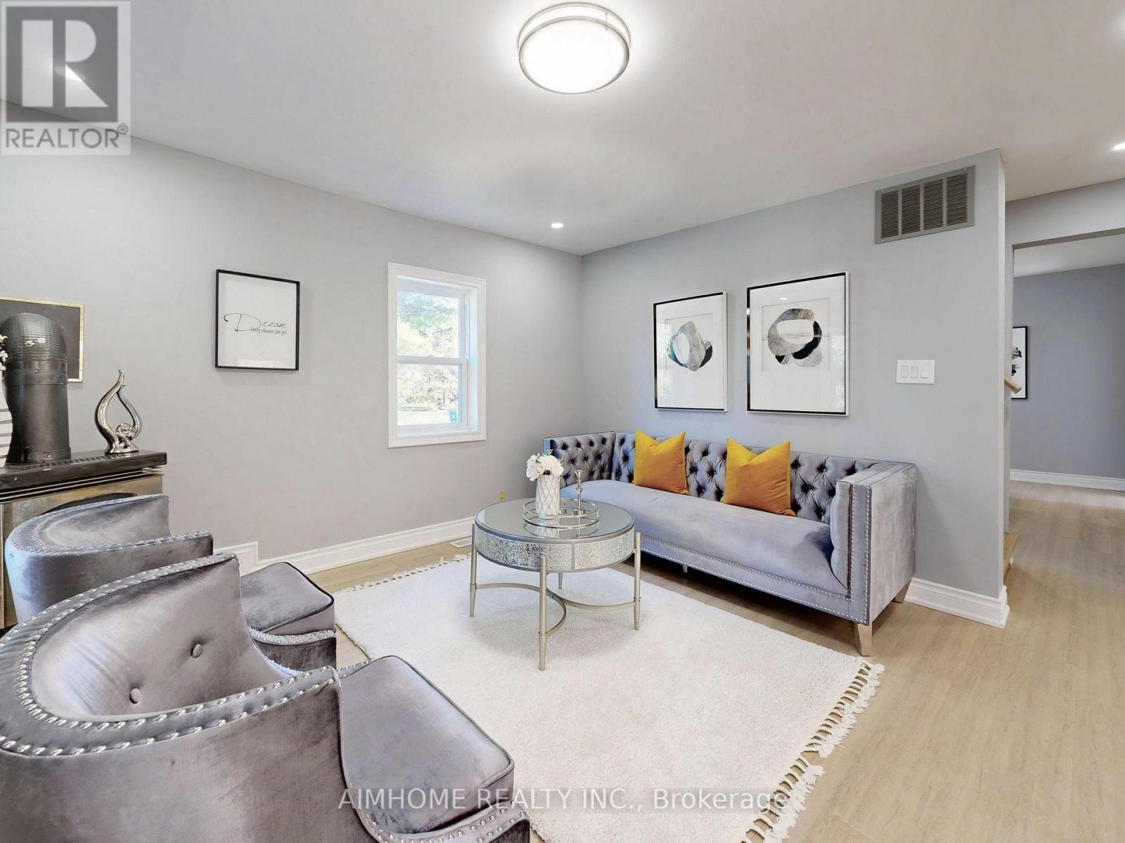 15 Main Street Property Photo 10