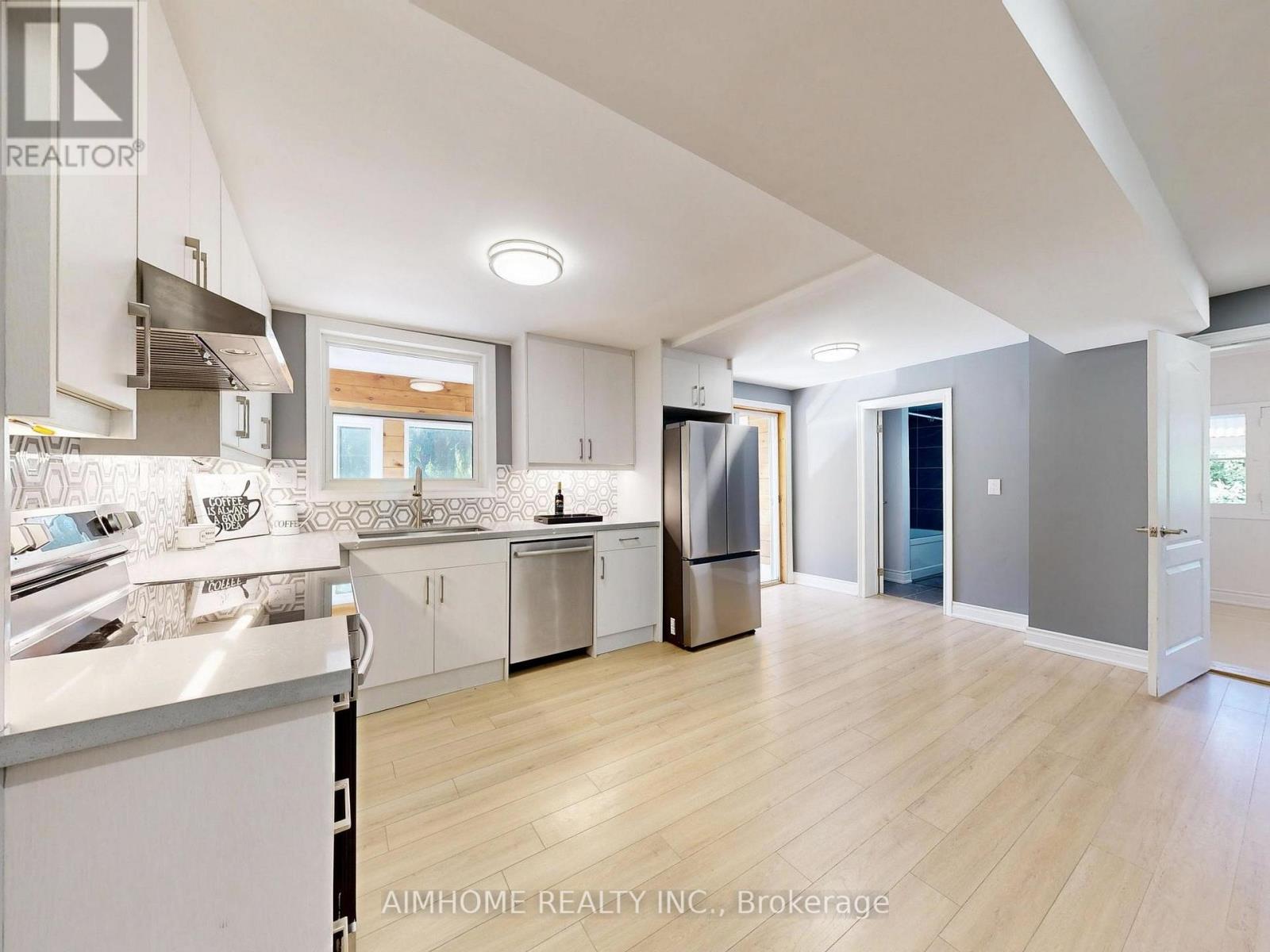 15 Main Street Property Photo 15