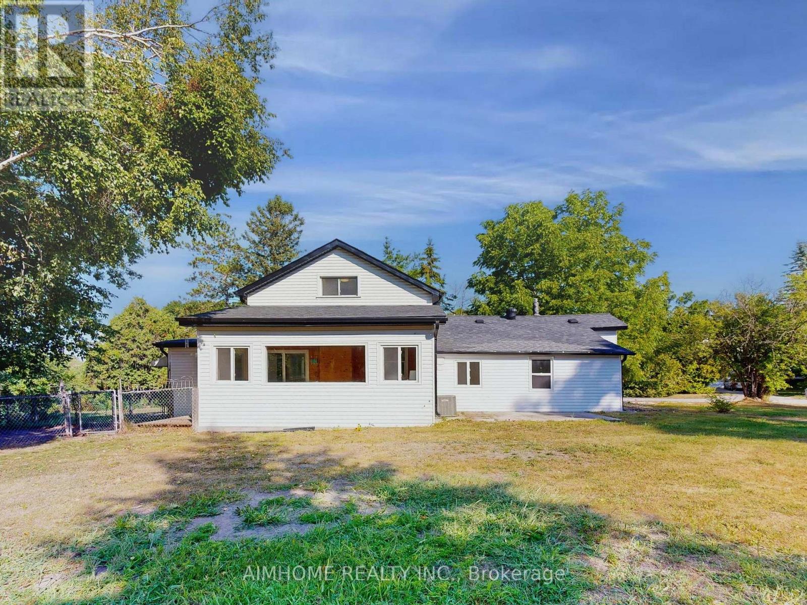 15 Main Street Property Photo 45