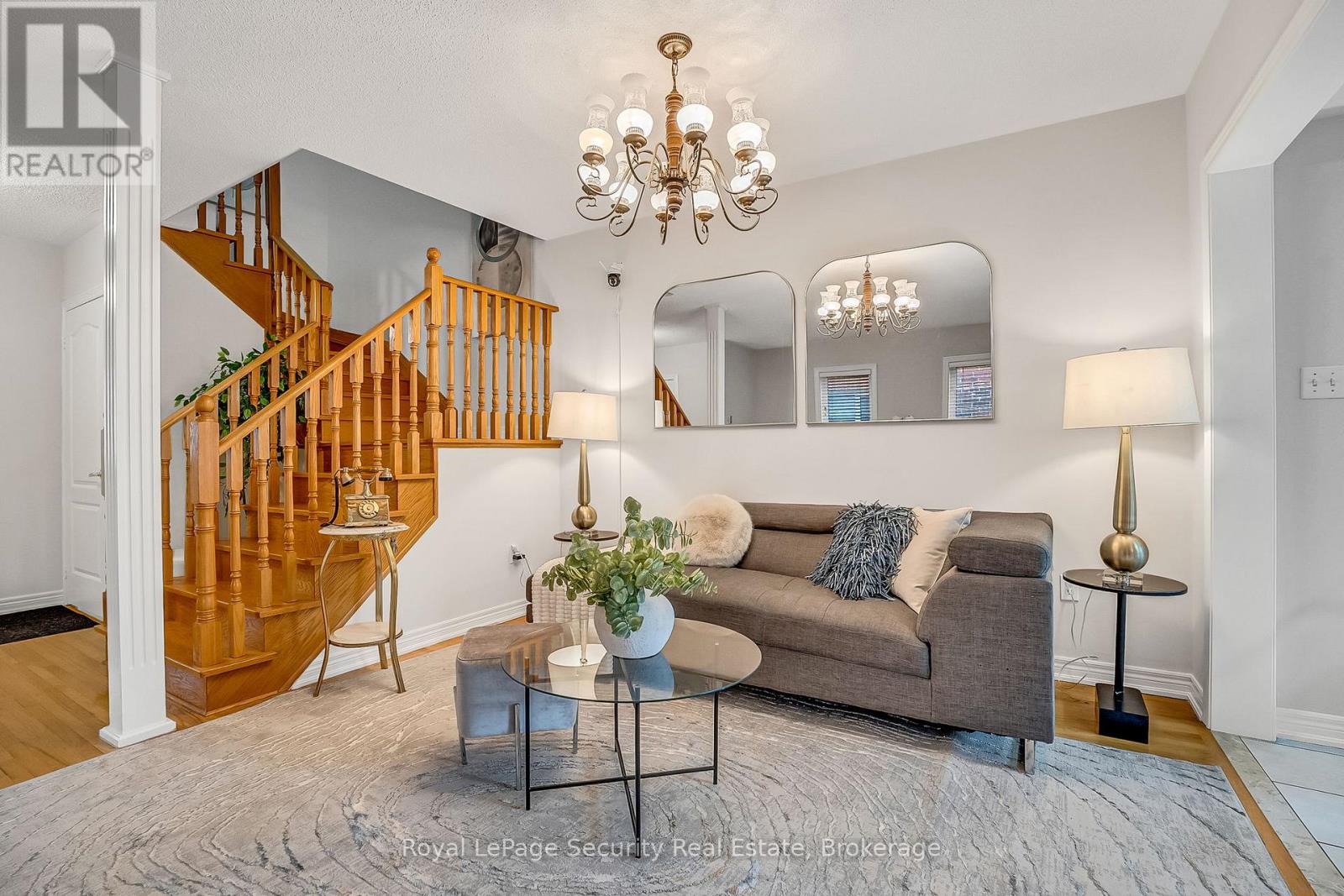 150 Royal Appian Crescent Property Photo 10